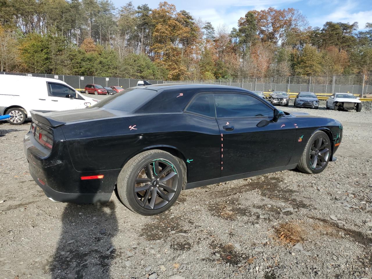 Dodge Challenger R/t Scat Pack Image 6