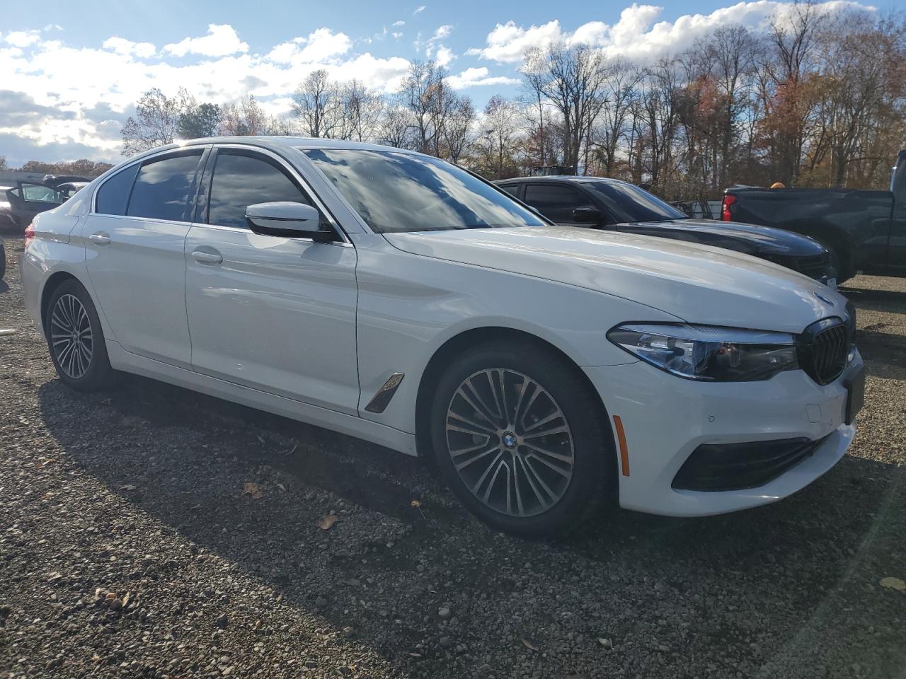 BMW 5 Series Xi Image 5