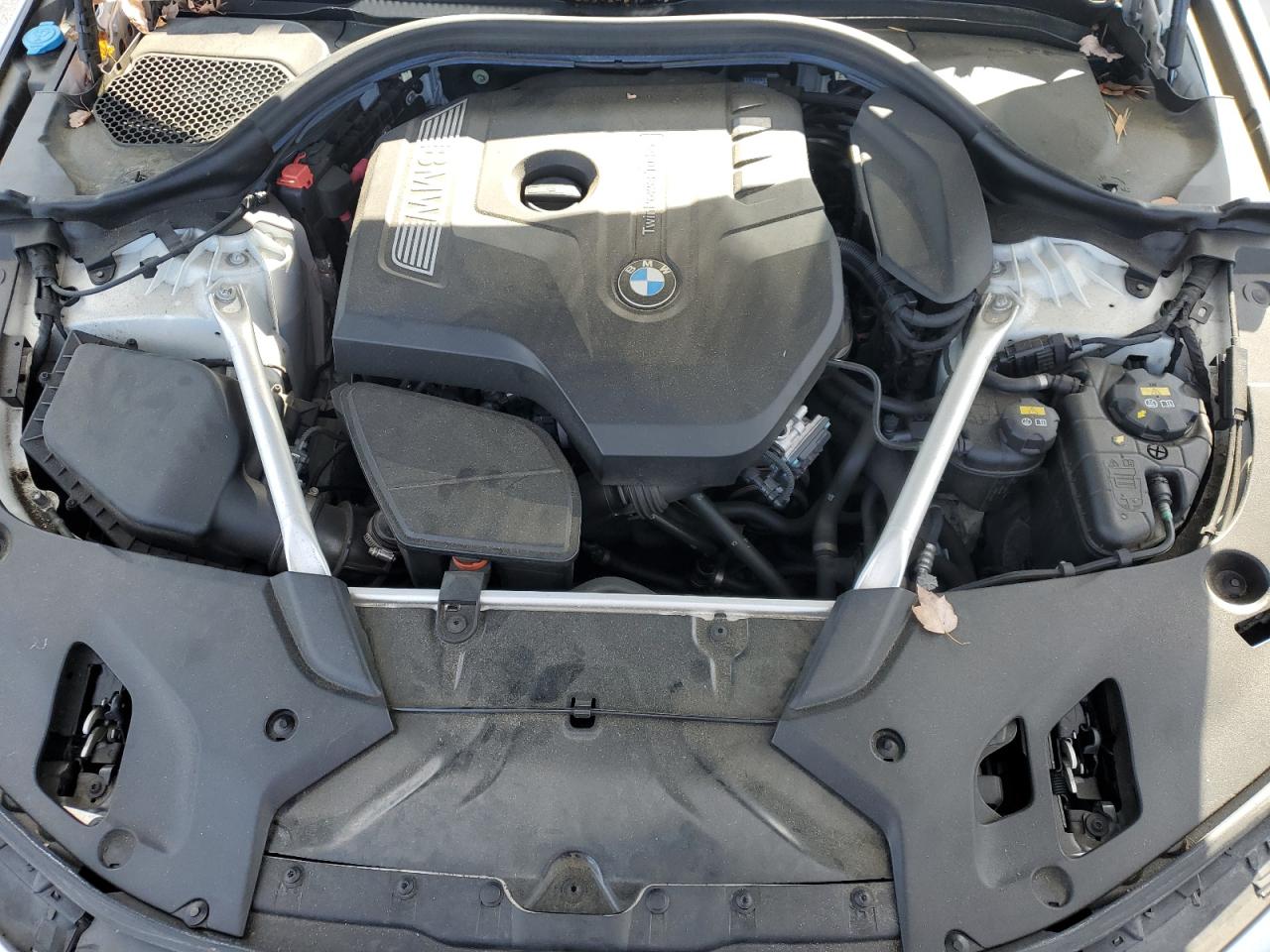 BMW 5 Series Xi Image 11