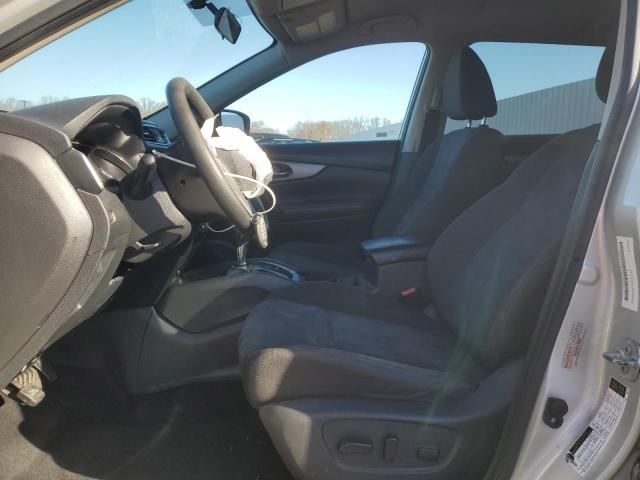 Nissan Rogue S Image 4