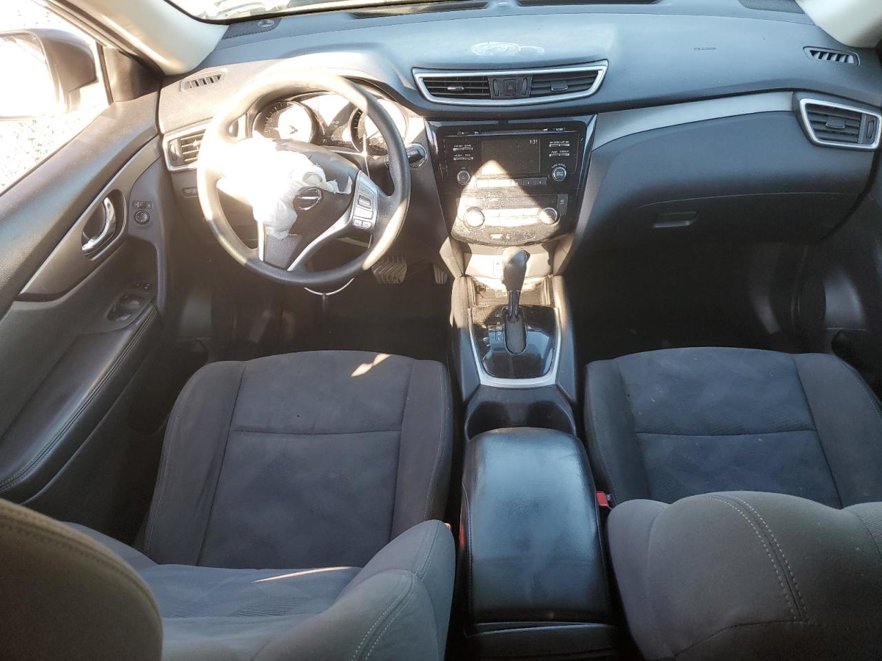 Nissan Rogue S Image 10