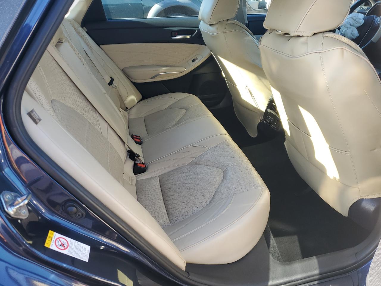 Toyota Avalon Xle Image 3