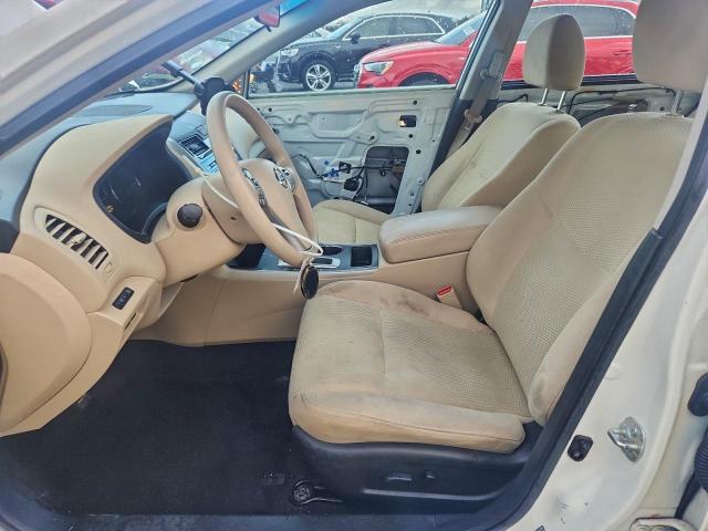 Nissan Altima 2.5 Image 12