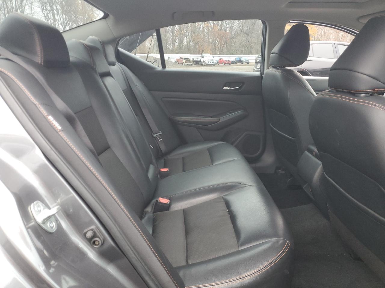 Nissan Altima Sr Image 12