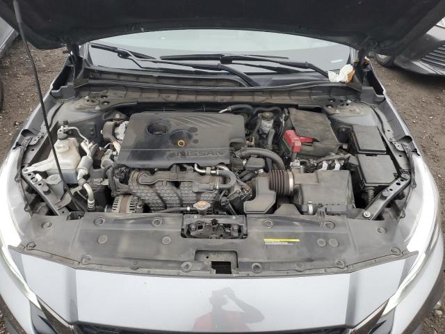 Nissan Altima Sr Image 8