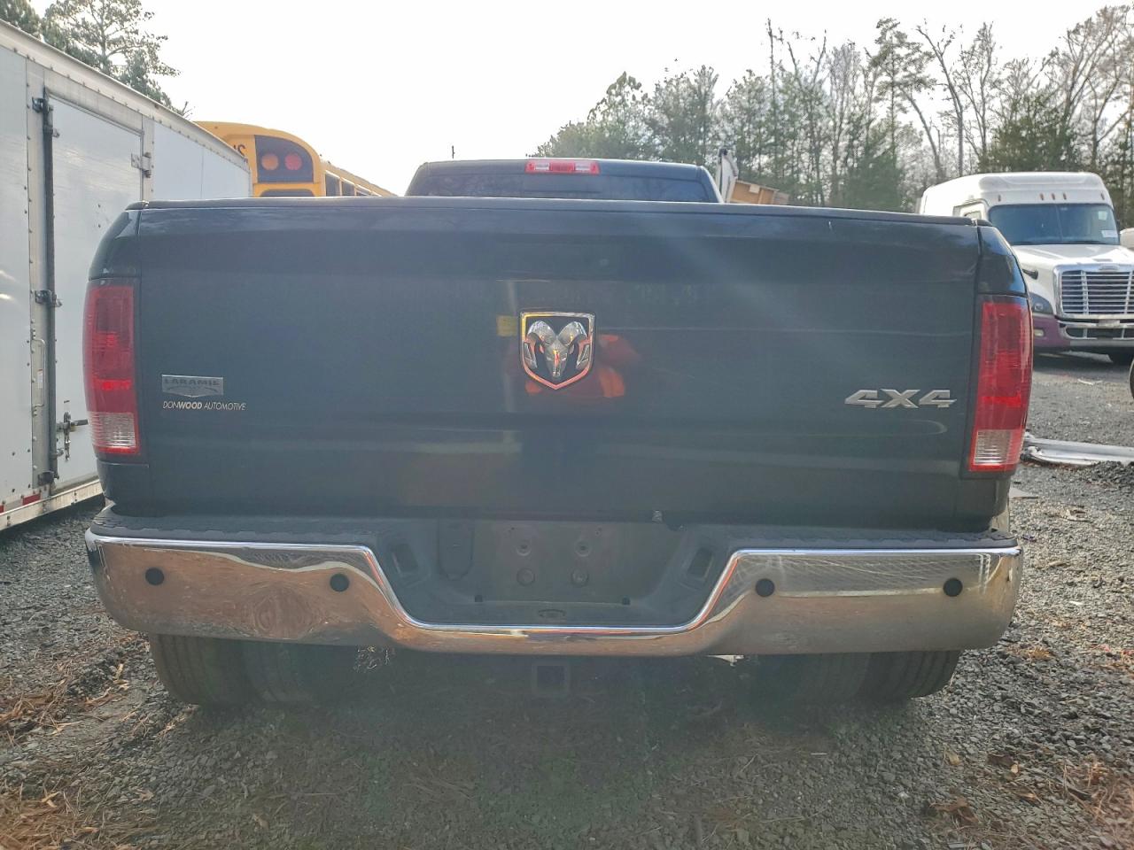 Dodge Ram 3500 Image 7