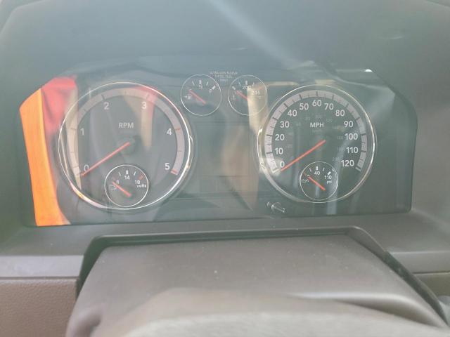 Dodge Ram 3500 Image 8