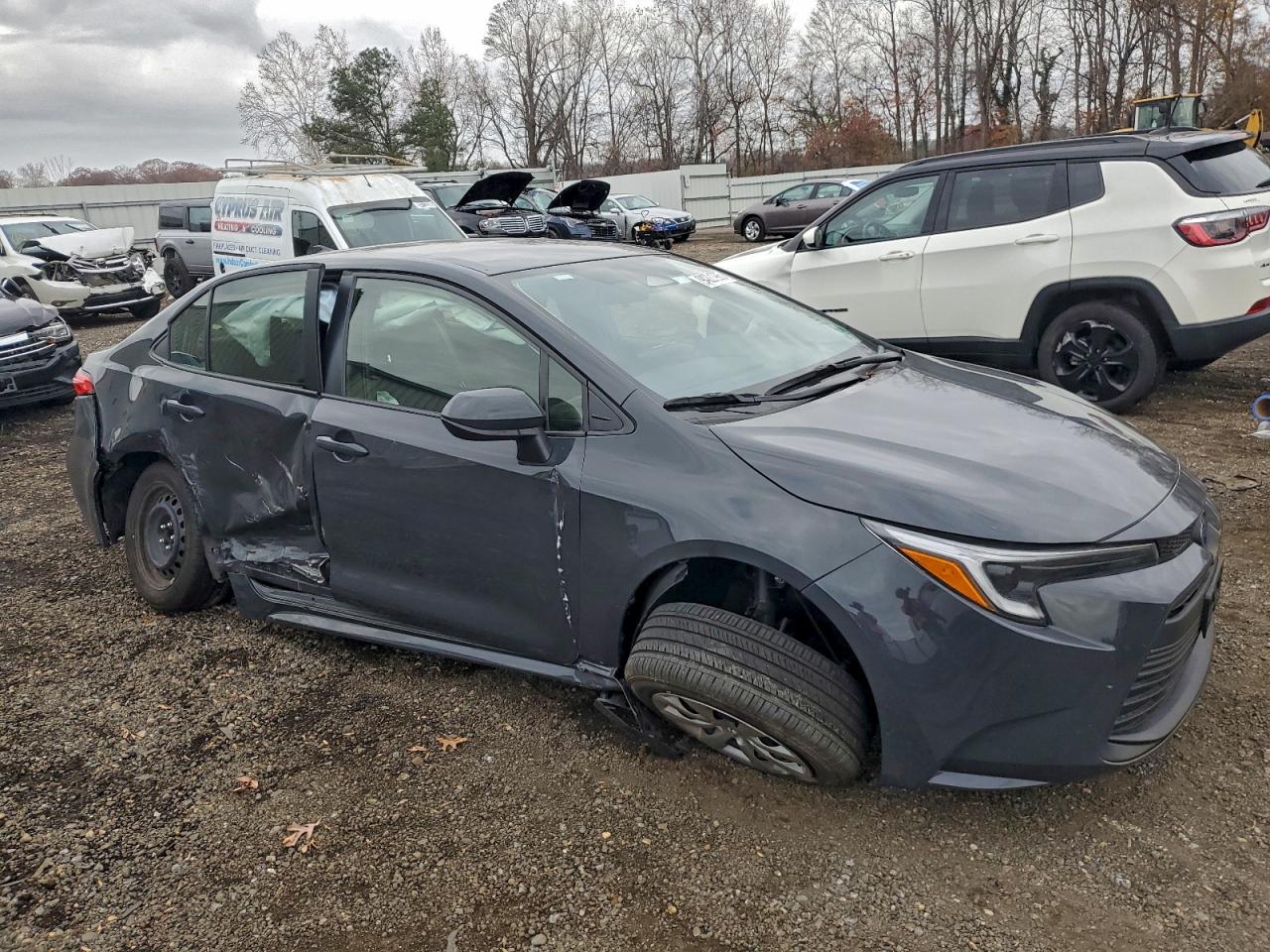 Toyota Corolla Le Image 6