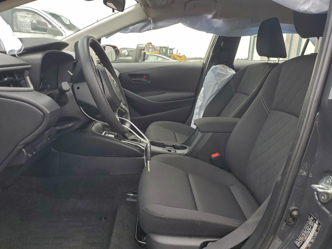 Toyota Corolla Le Image 4