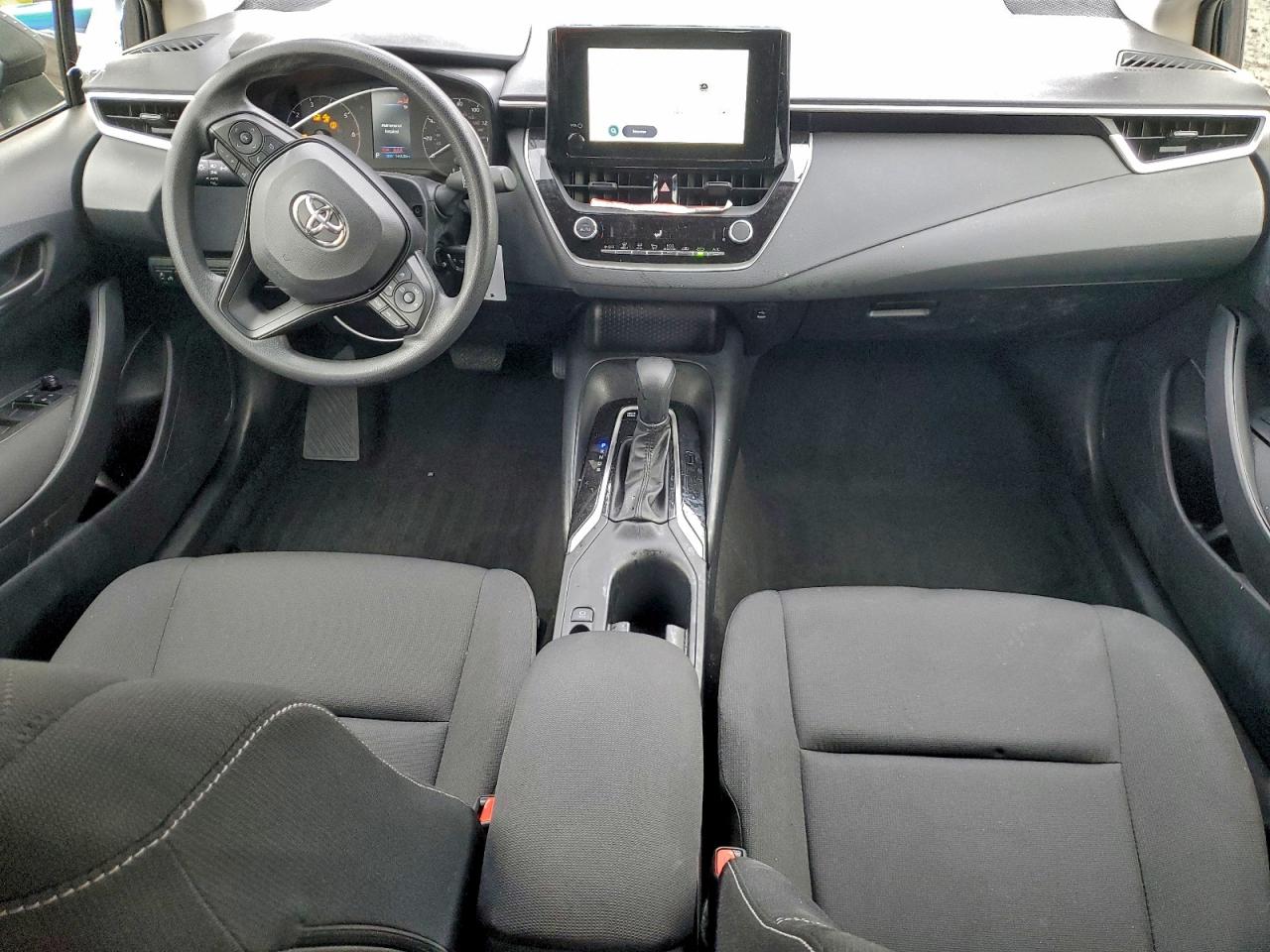 Toyota Corolla Le Image 5