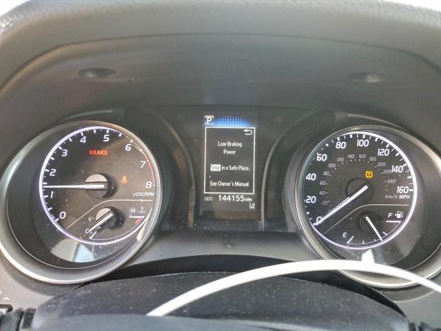 Toyota Camry Se Image 11