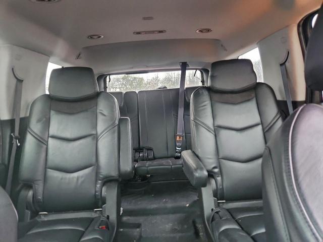 Cadillac Escalade Luxury Image 13