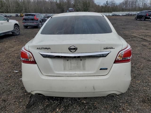 Nissan Altima 2.5 Image 3