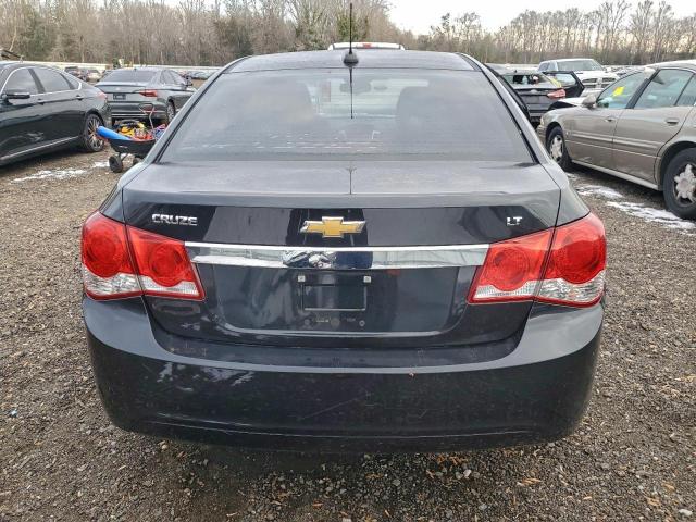 Chevrolet Cruze Lt Image 2