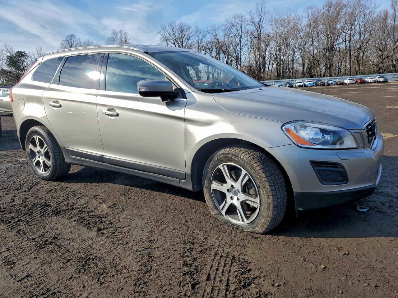 Volvo XC60 T6 Image 5