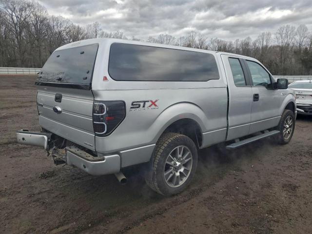 Ford F-150 Super Cab Image 12