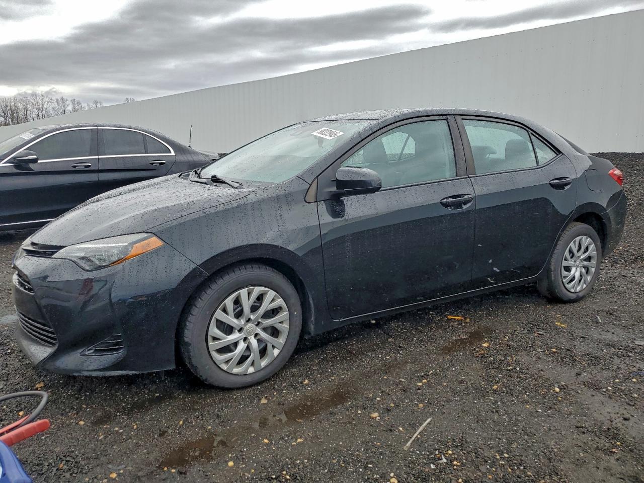 Toyota Corolla L Image 1