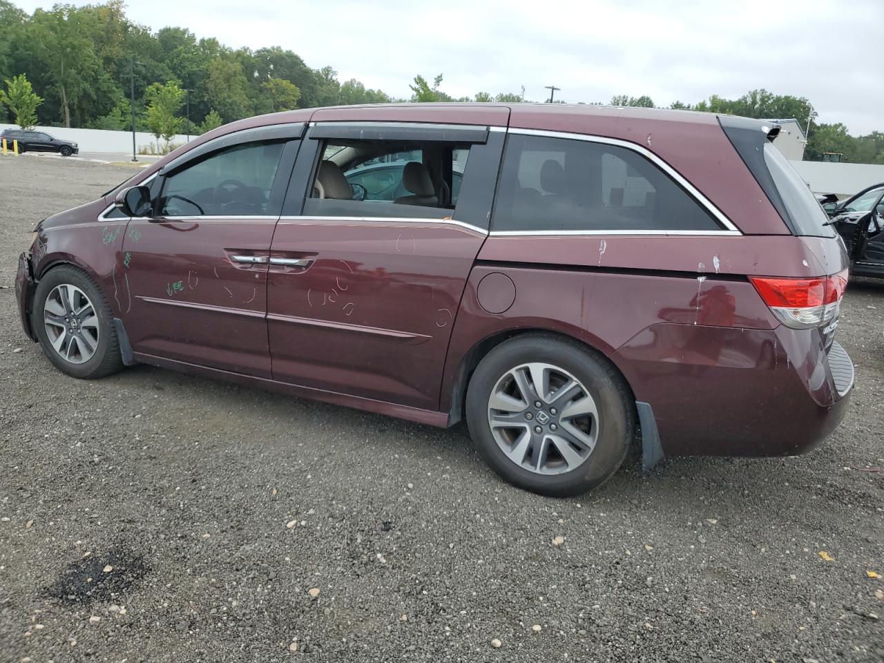 Honda Odyssey Touring Image 8