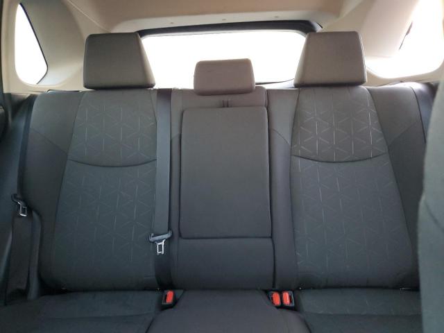 Toyota RAV4 Xle Image 3