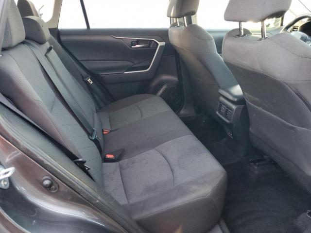 Toyota RAV4 Xle Image 5