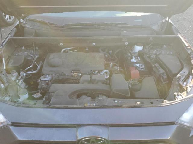 Toyota RAV4 Xle Image 9