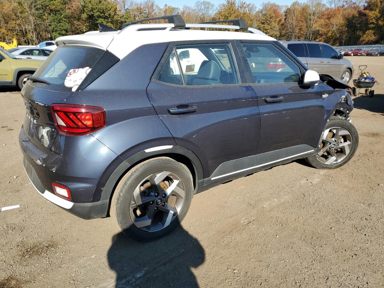 Hyundai VENUE Sel Image 2