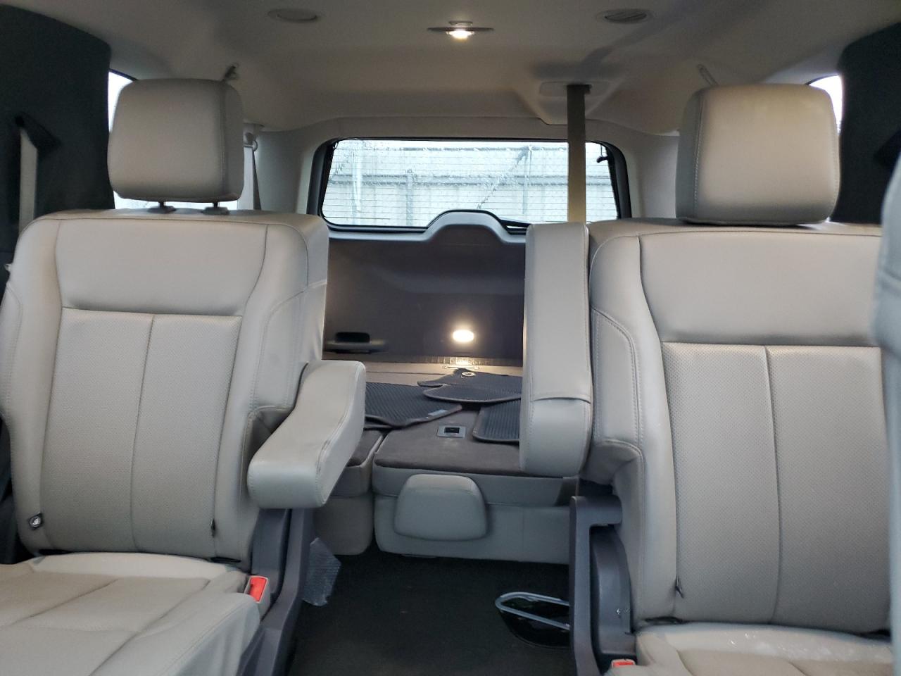 Ford Expedition Max Xlt Image 4