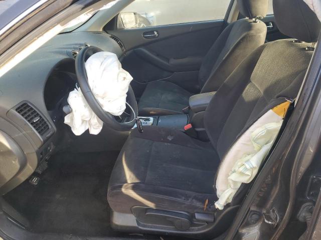 Nissan Altima Base Image 8