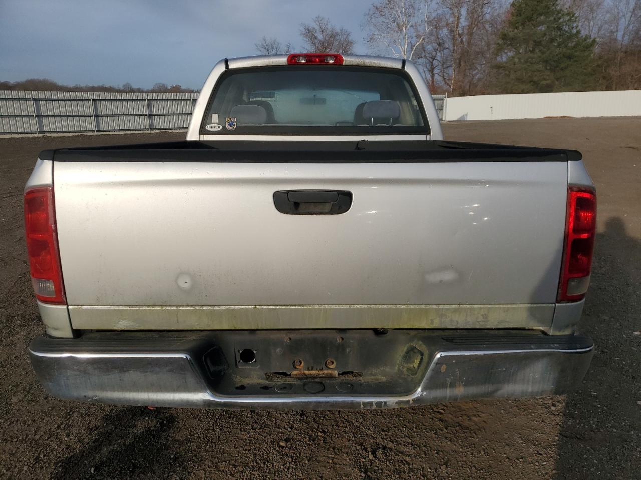 Dodge Ram 1500 St Image 12