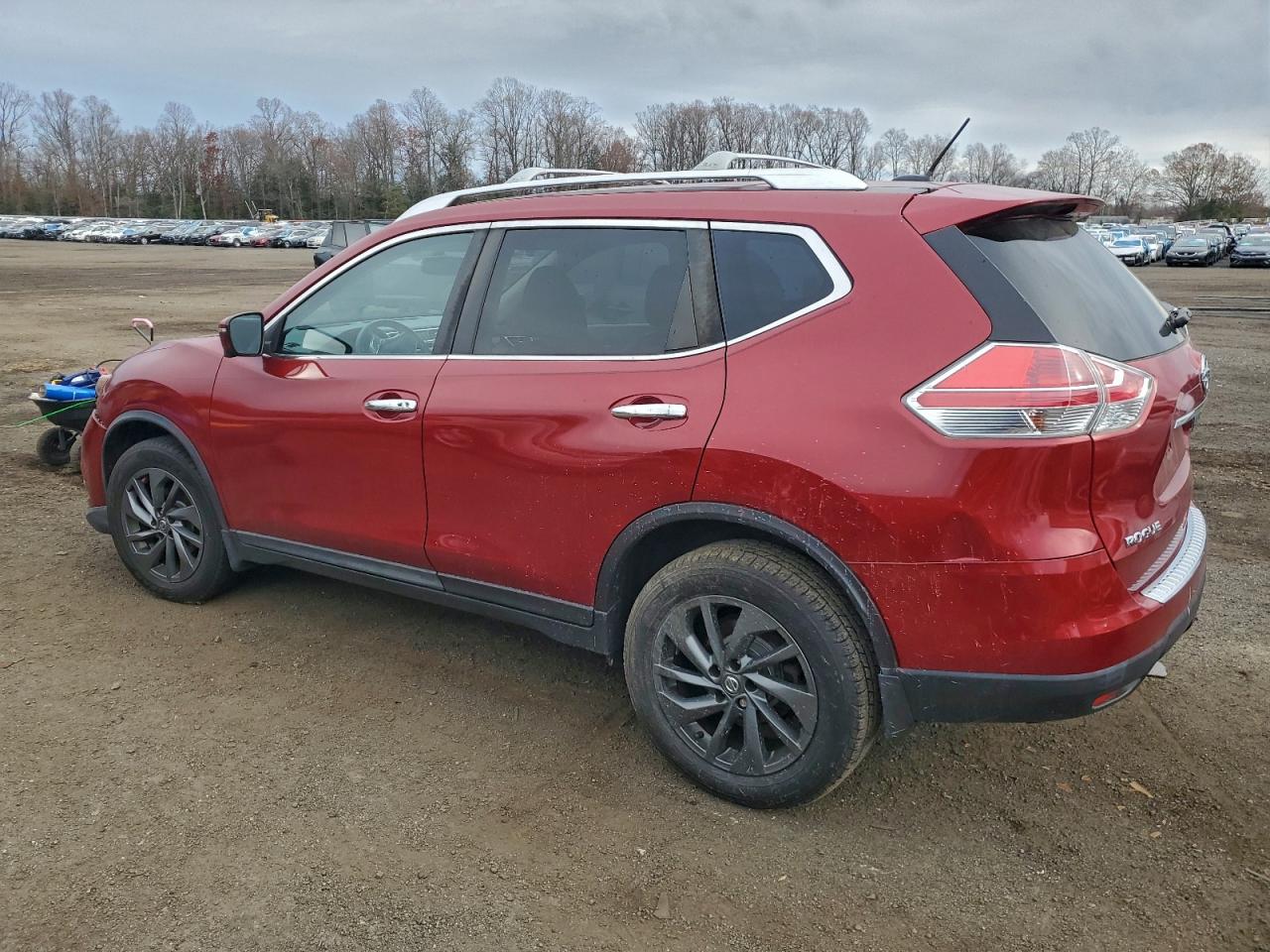 Nissan Rogue S Image 7