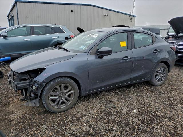  Salvage Toyota Yaris