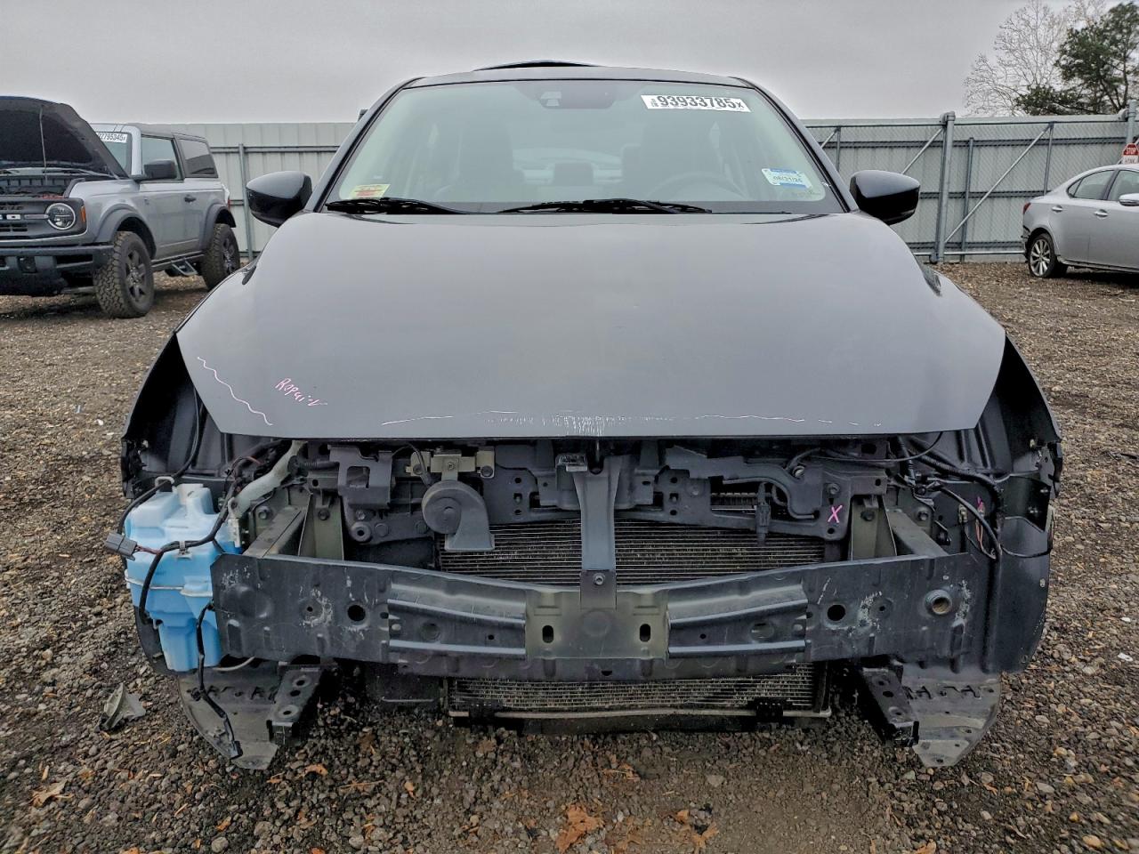 Toyota Yaris L Image 12