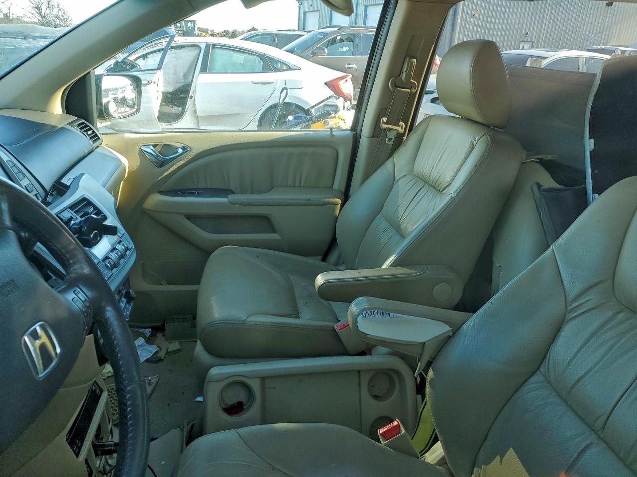 Honda Odyssey Exl Image 9