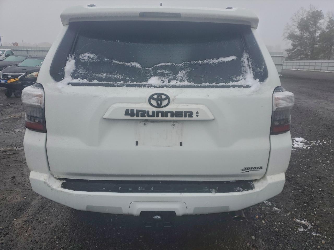 Toyota 4Runner Sr5/sr5 Premium Image 10