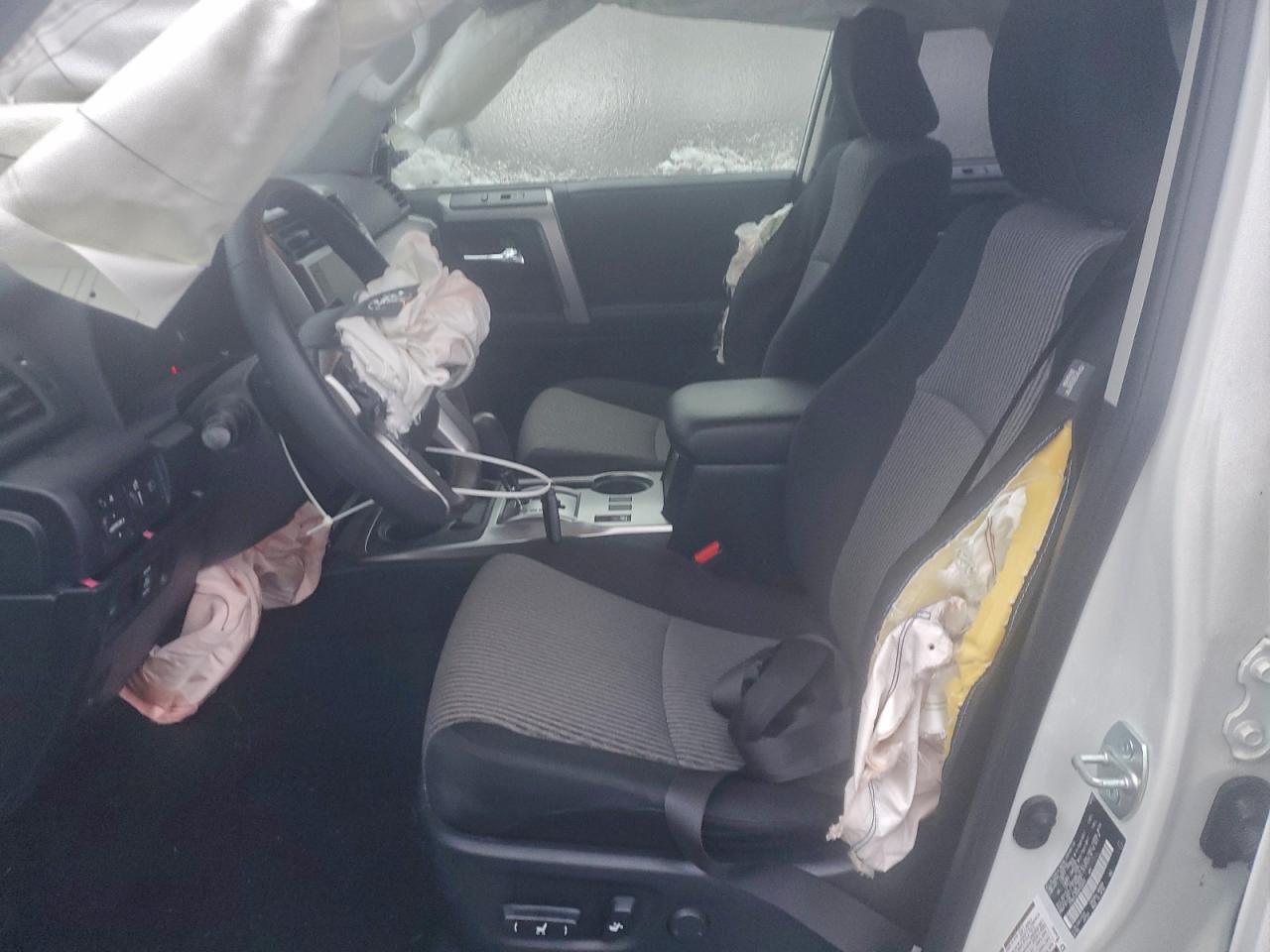 Toyota 4Runner Sr5/sr5 Premium Image 12