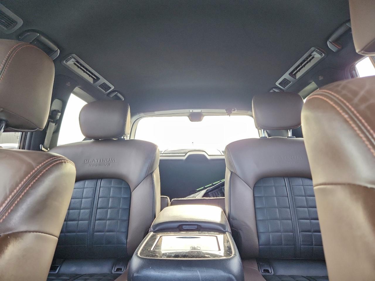 Nissan Armada Platinum Image 9