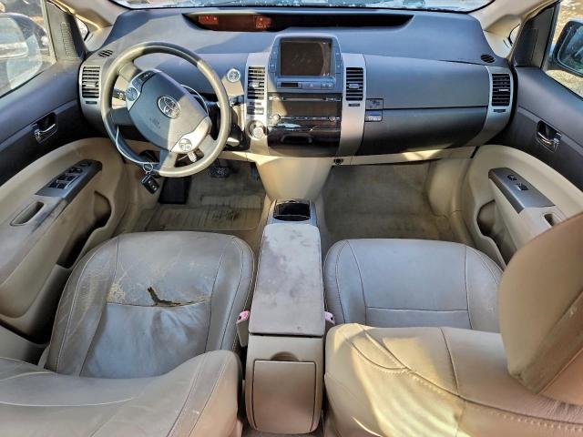 Toyota Prius Image 12