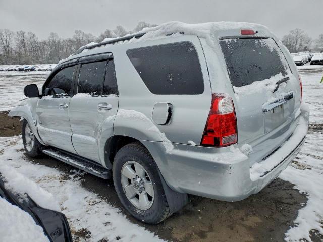 Toyota 4Runner Sr5 Image 2