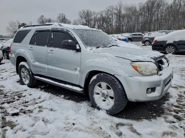 Toyota 4Runner Sr5 Image 11