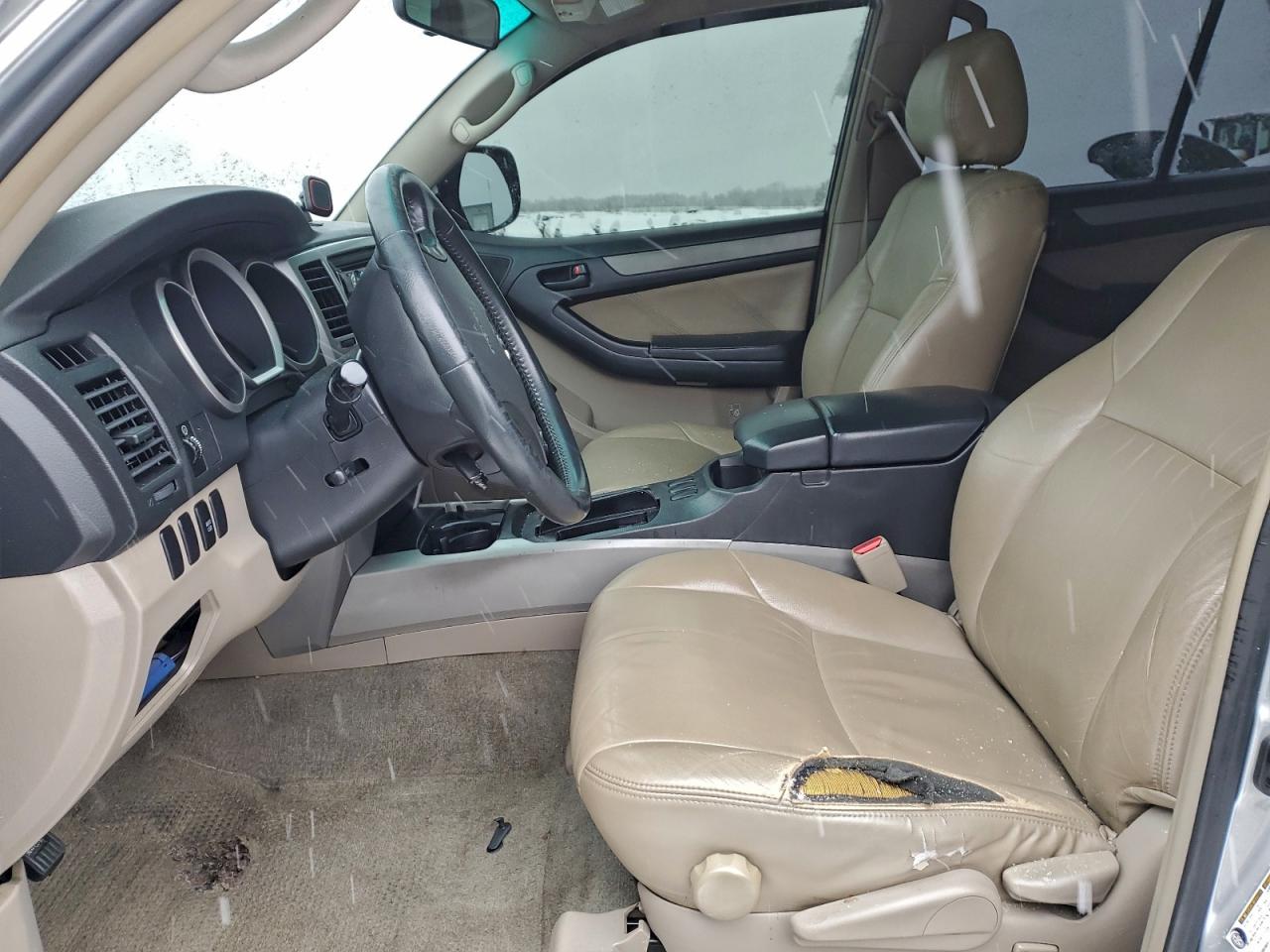 Toyota 4Runner Sr5 Image 3