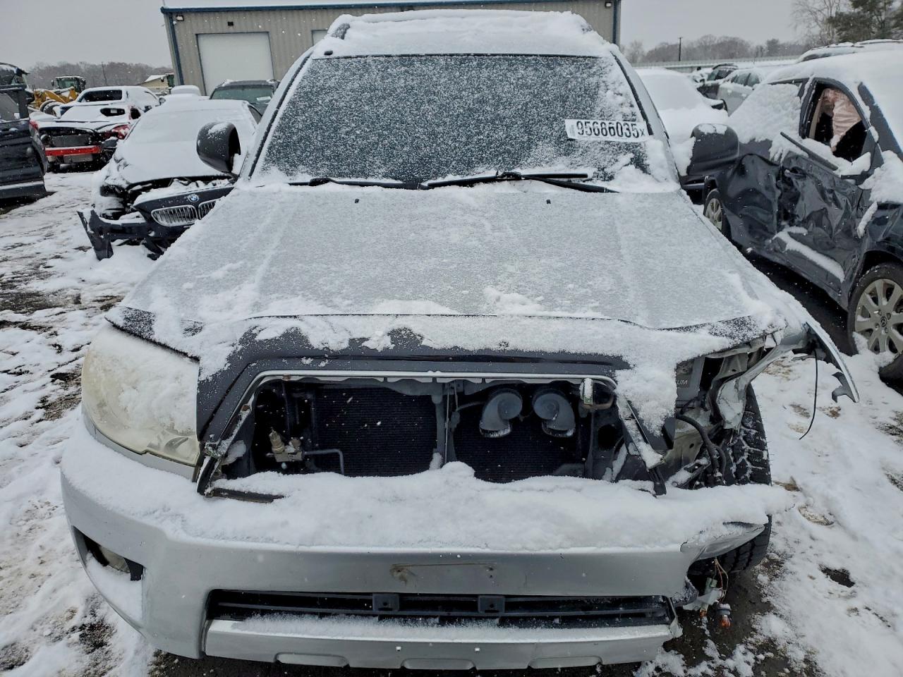 Toyota 4Runner Sr5 Image 5