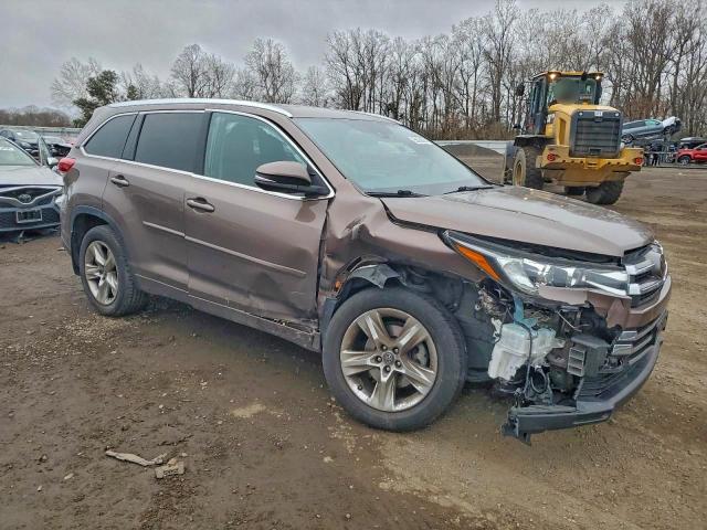 Toyota Highlander Limited Image 9