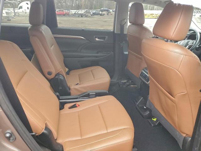 Toyota Highlander Limited Image 5