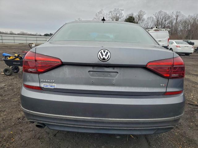 Volkswagen Passat S Image 6