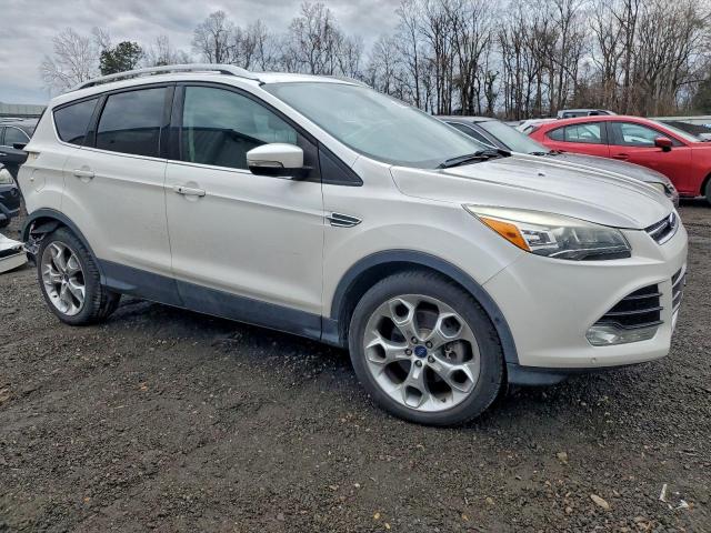 Ford Escape Titanium Image 8