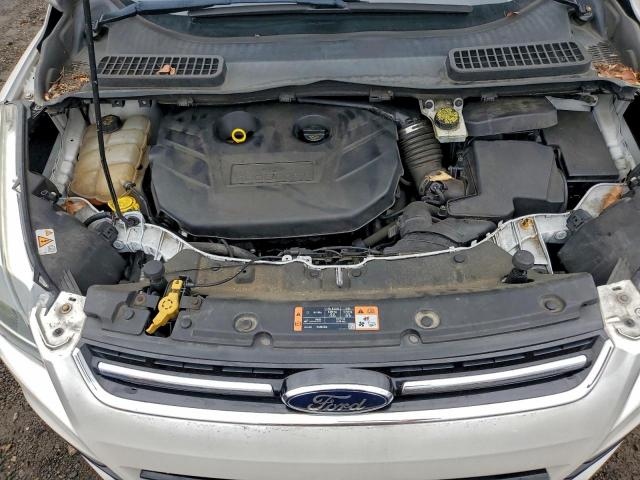 Ford Escape Titanium Image 12