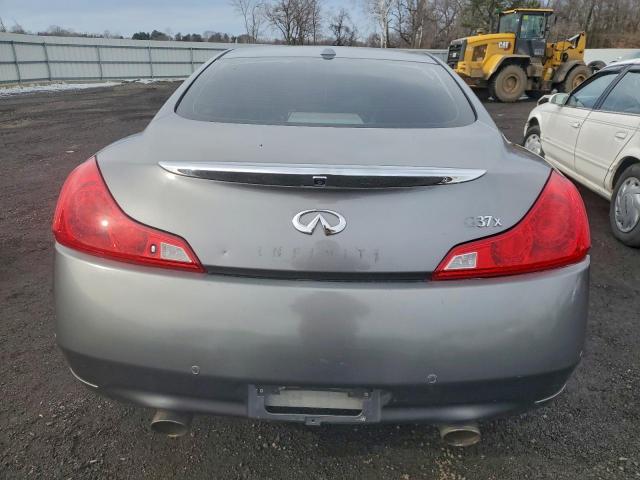INFINITI G37 Image 12