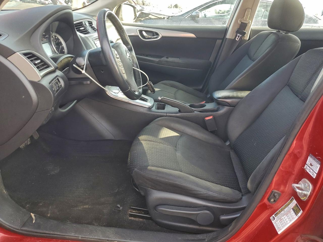 Nissan Sentra S Image 5