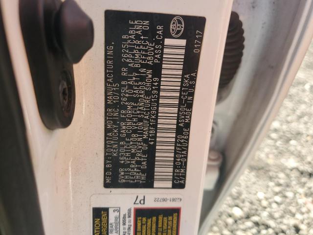 Toyota Camry Le Image 3