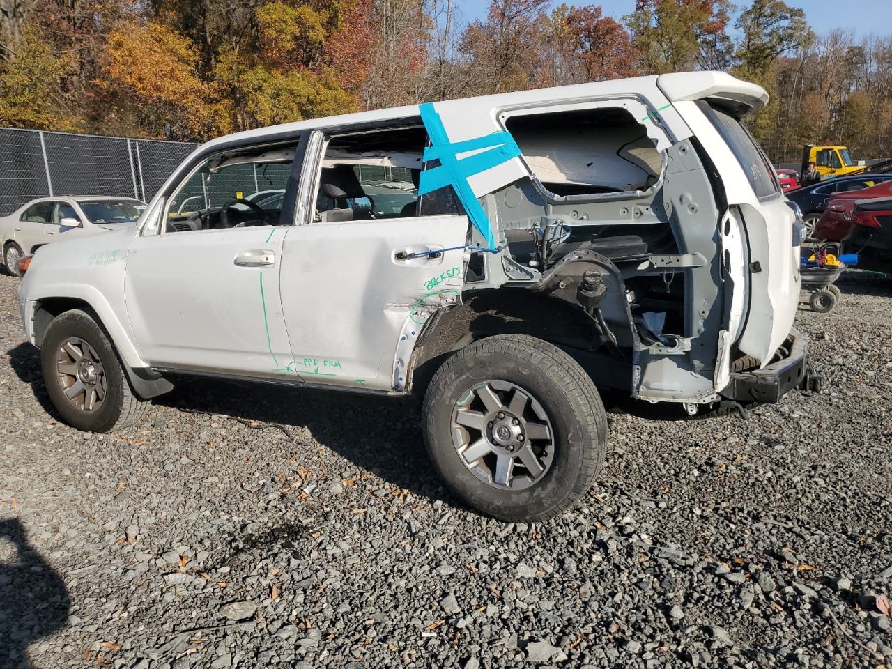 Toyota 4Runner Sr5/sr5 Premium Image 9
